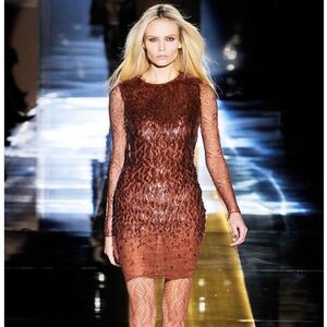 Gucci 2010 sequin lace dress Runway size US 2